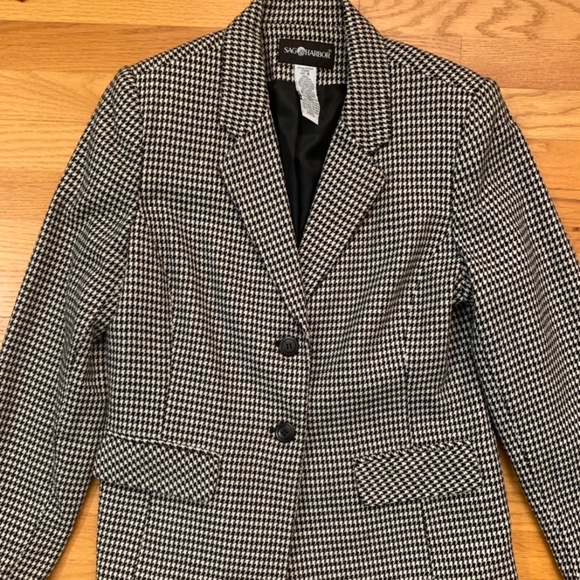 Sag Harbor Houndstooth Blazer - Picture 2 of 6